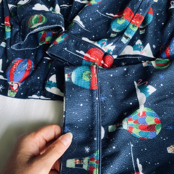 Children’s Christmas Pajama set - Picture 4 of 5